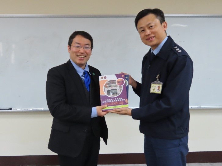 1131210-Japanese Scholars visited the GIIS-4